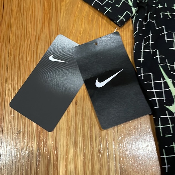 Boys Nike Tee - boys size 7 - NEW WITH TAGS - Picture 5 of 6